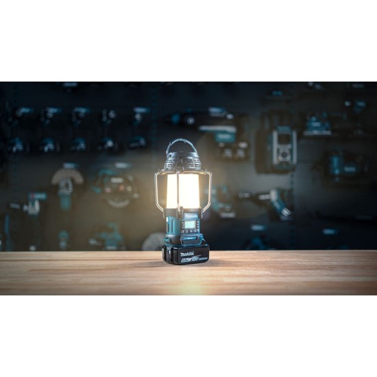 Makita - DMR057 Φανάρι Μπαταρίας με Ραδιόφωνο (Solo - Χωρίς Μπαταρία και Φορτιστή)