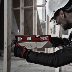 Milwaukee - Αλφάδι Βαρέως Τύπου Απλό REDSTICK™ BACKBONE™ 40 cm (περιορισμένη ποσότητα)