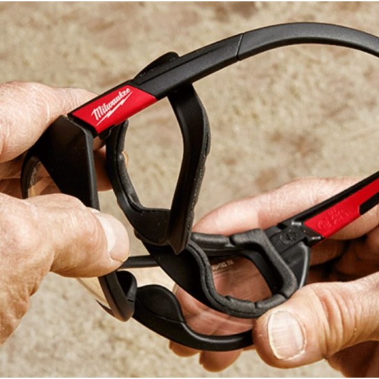 Milwaukee - Γυαλία Υψηλών Επιδόσεων με Παρέμβυσμα (περιορισμένη ποσότητα)